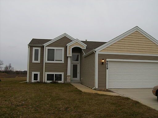 1st image of 9629 Hessler Crossing Ave NE
