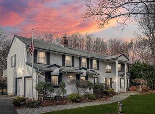 212 Taylor Ln, Middletown, NJ 07748