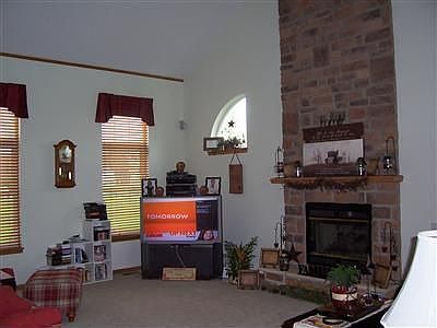 3rd image of 11013 Bridle Path