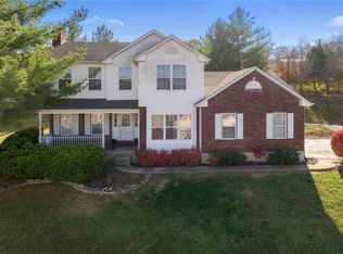 826 Bridgewater Xing, Villa Ridge, MO 63089