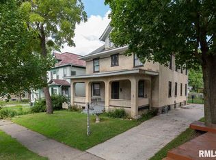 1005 20th St, Rock Island, IL