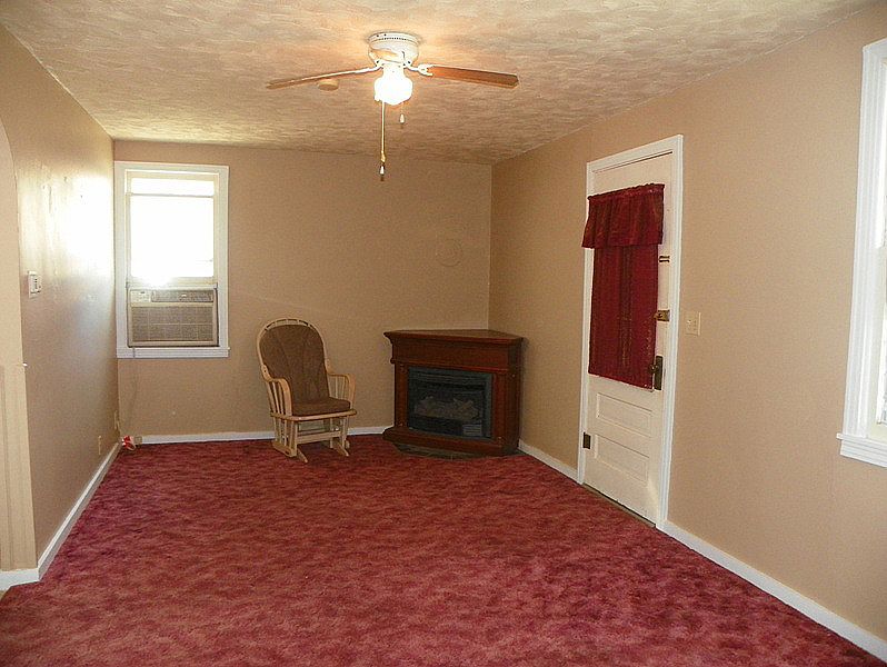 2nd image of 1220 N 5th St