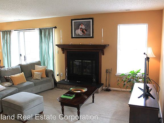 4th image of 5204 Jasmine Ct