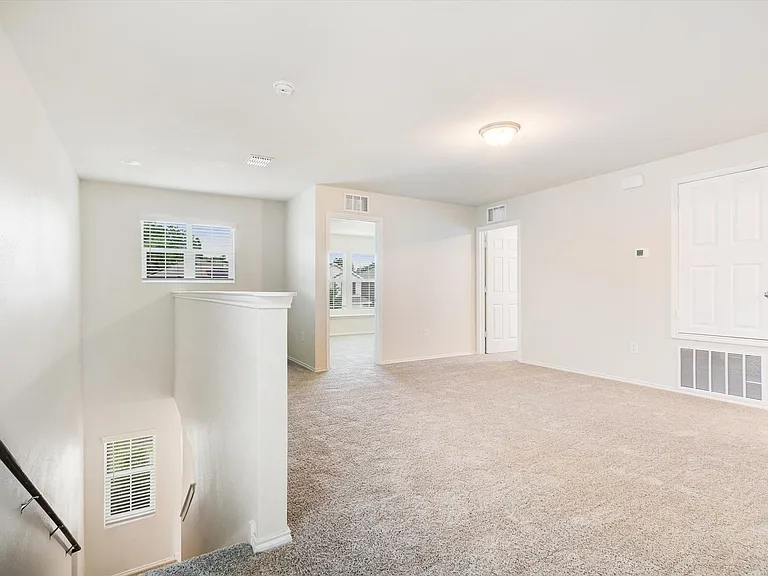 405 Glendale Dr — Photo 16