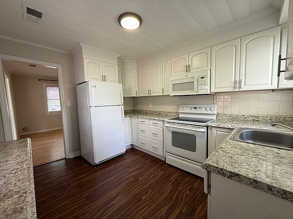 5th image of 211 W Kirby St