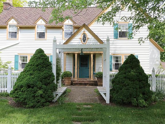 2nd image of 6980 Yankee St