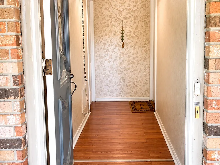 603 Dawn Dr #B — Photo 2