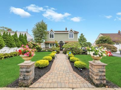 63 Silver Lane, Levittown, NY, 11756