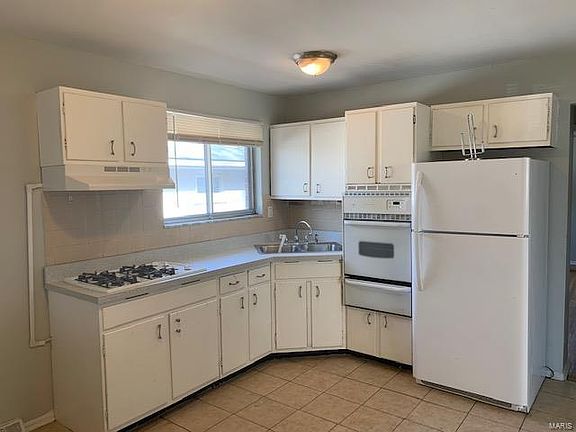 2nd image of 4400 Picajune Ave