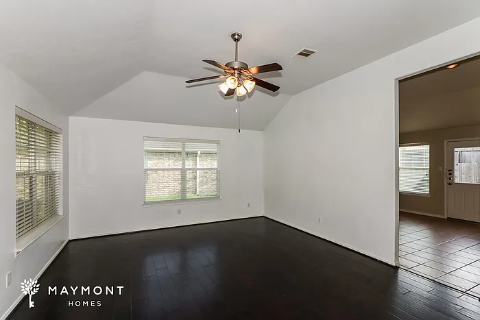 1015 Bahia Vista Dr — Photo 5