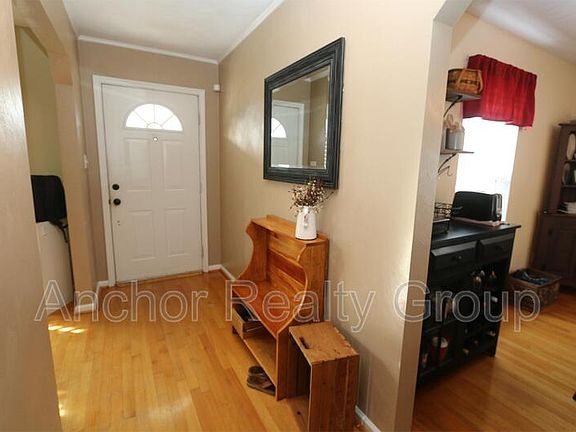 3rd image of 1618 Kingston Ave