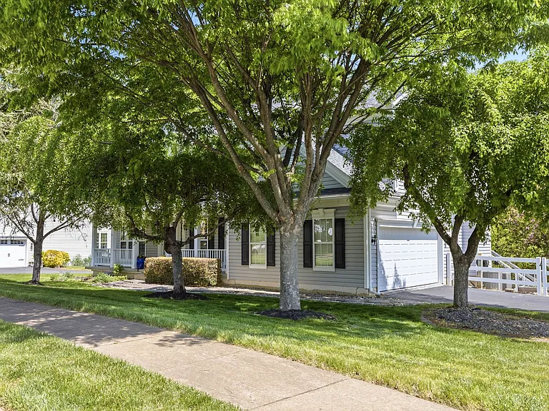 307 Winterthur Ln — Photo 3