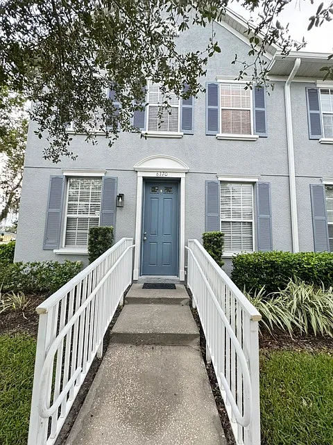 3 bed, 1452 sqft, $2,250 — Photo 1