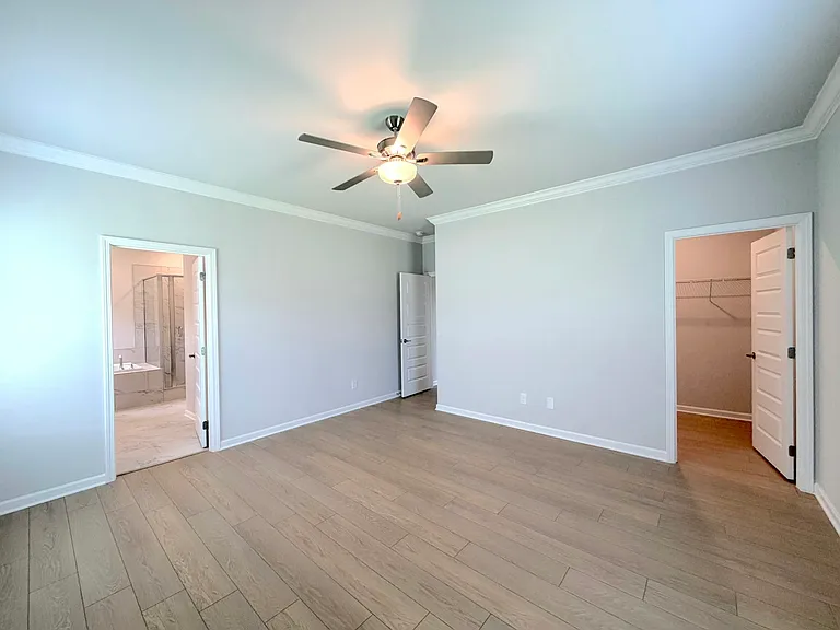 121 Clift Creek Dr — Photo 15