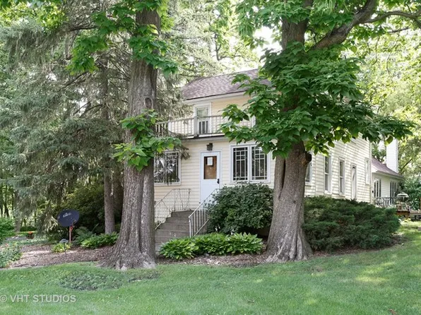 3961 Fairview Ave, Downers Grove, IL 60515