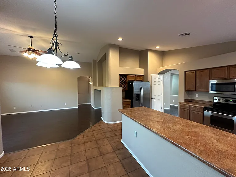 15233 W Tasha Dr — Photo 6