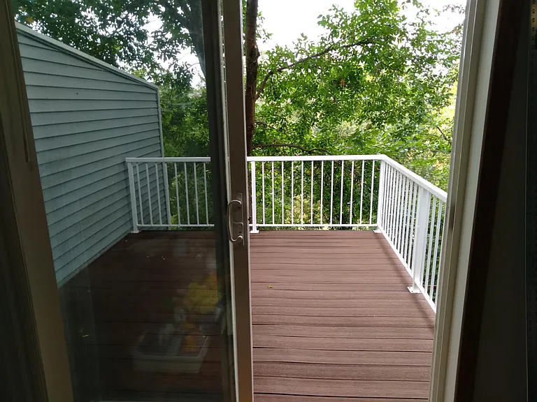 4904 Bluff Heights Trl SE — Photo 4