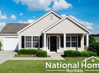 200 Barnevelder Dr, Lexington, SC 29072