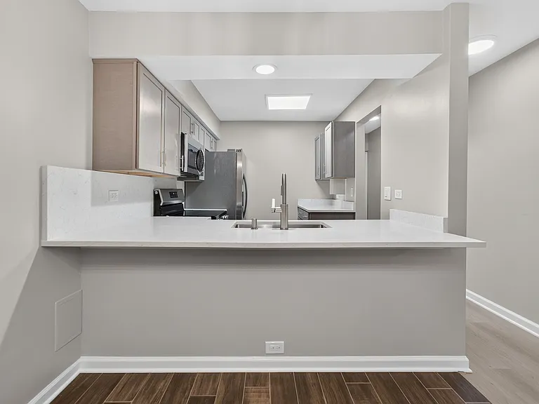 718 Rodenburg Rd #206 — Photo 14