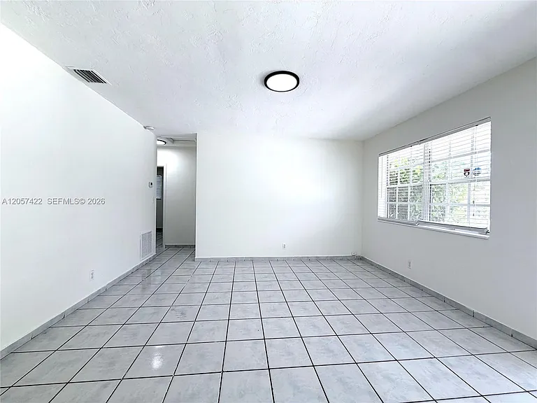 16921 SW 94th Ave — Photo 12