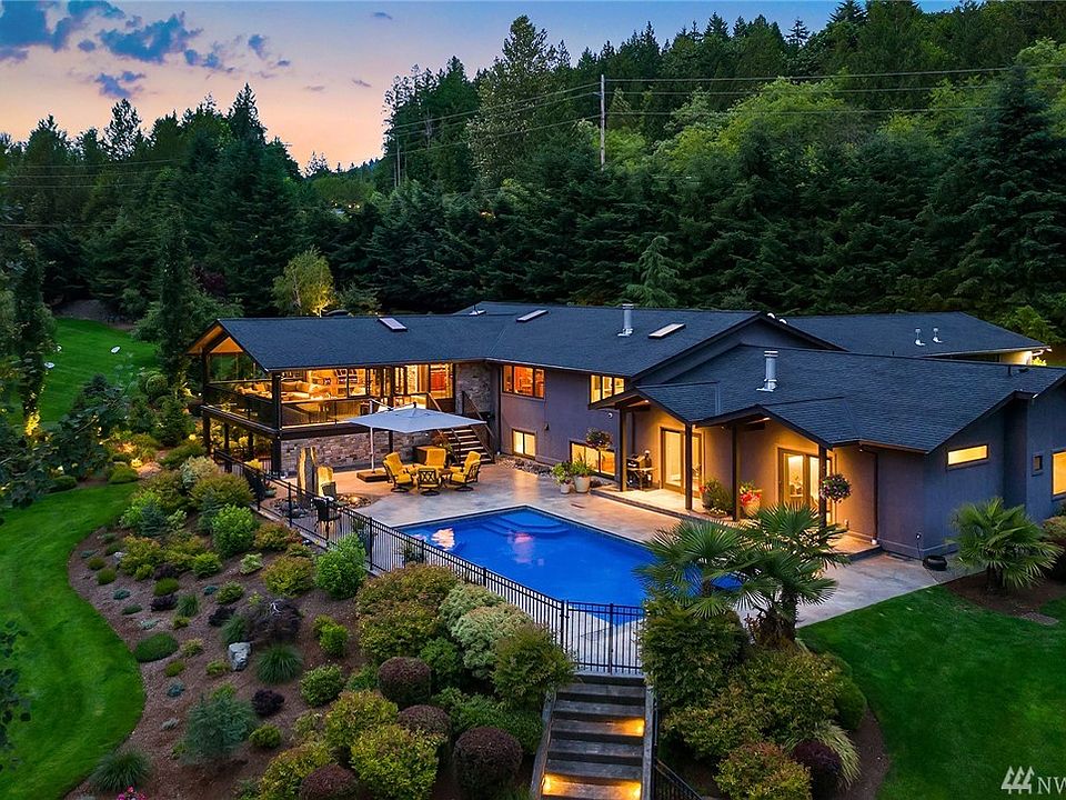 A quintessential Pacific NW playground awaits you. Close to a $2M renovation in 2008 and an additional $500K in updates/upgrades since make this home truly one of a kind.