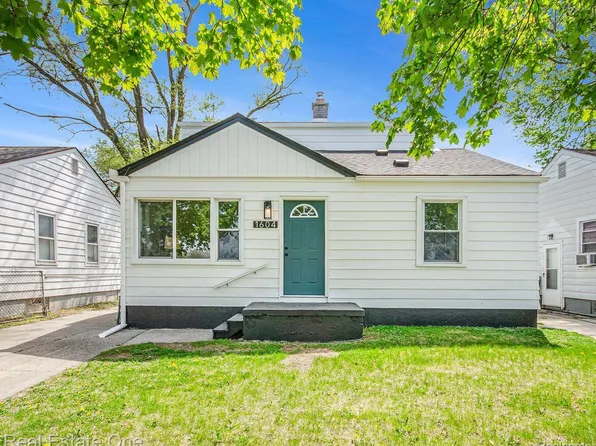 1604 E Hayes Ave, Hazel Park, MI 48030