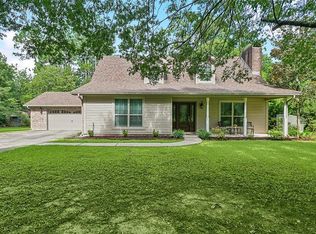 70055 Cedar Dr, Mandeville, LA 70471