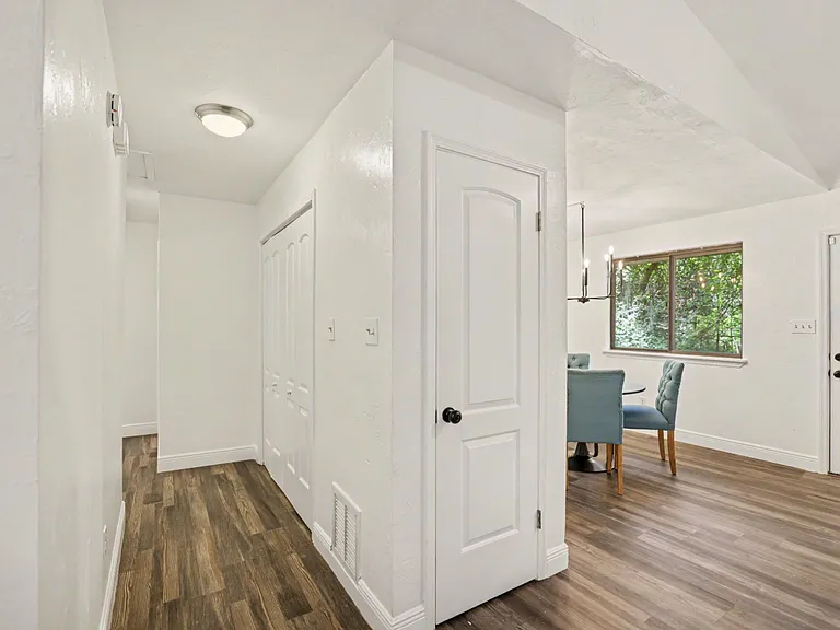 1830 Myrick Rd — Photo 10