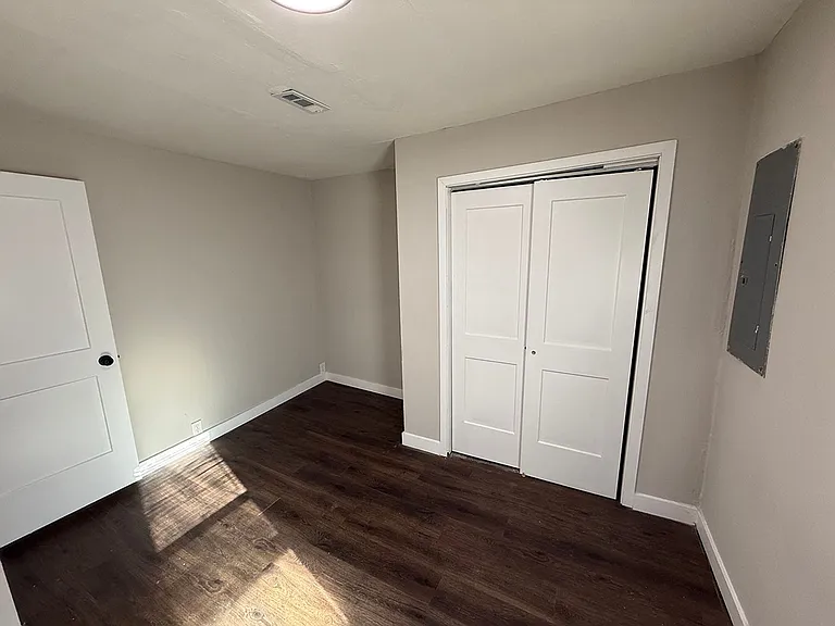 210 Highview Ave — Photo 23