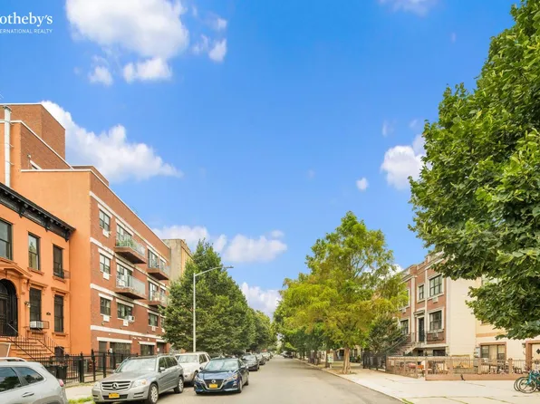 109 Pulaski Street image 3 of 10