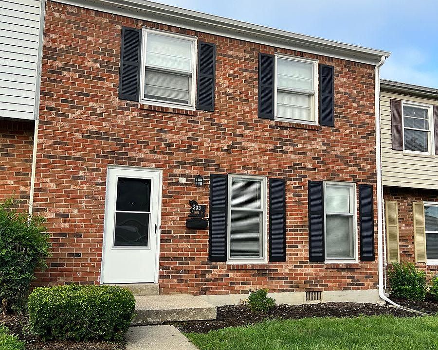 233 Hedgewood