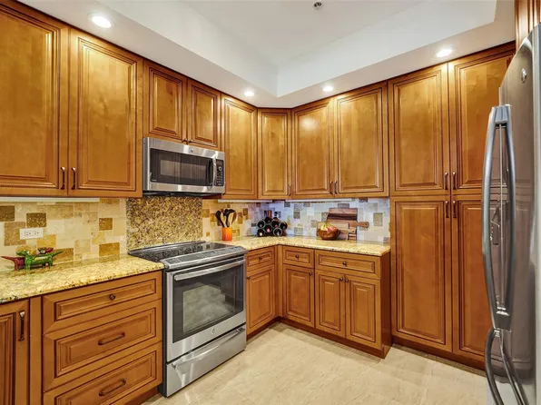 2617 NE 14th Avenue #307, Wilton Manors, FL 33334