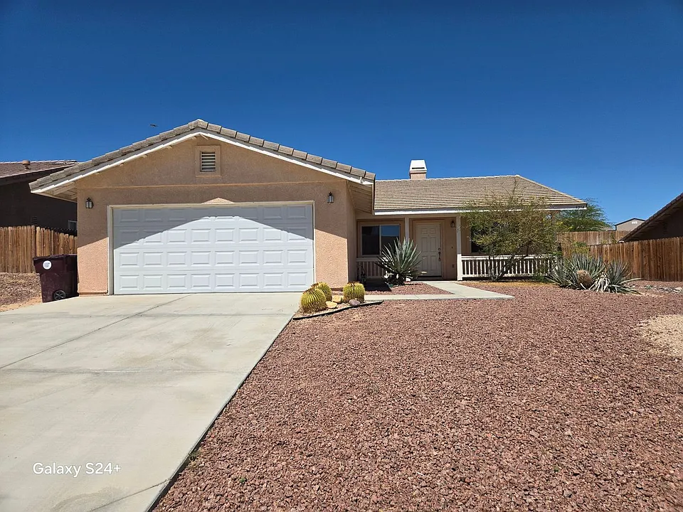 5254 Verenda Ave