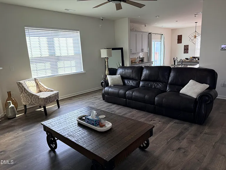 1105 Kenza Ct — Photo 9