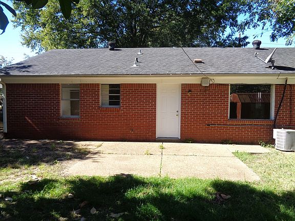 3rd image of 8506 Booneville Dr