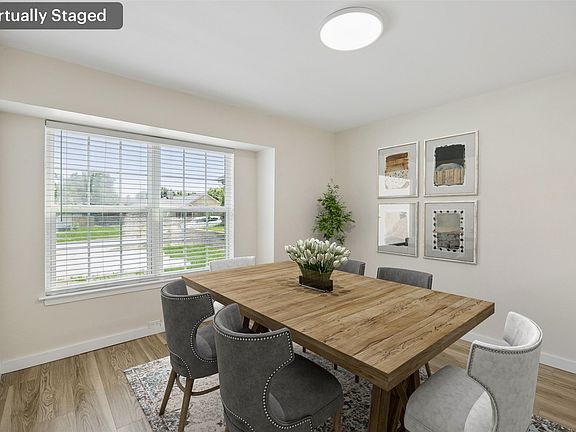 3rd image of 2035 Sancerre Ln