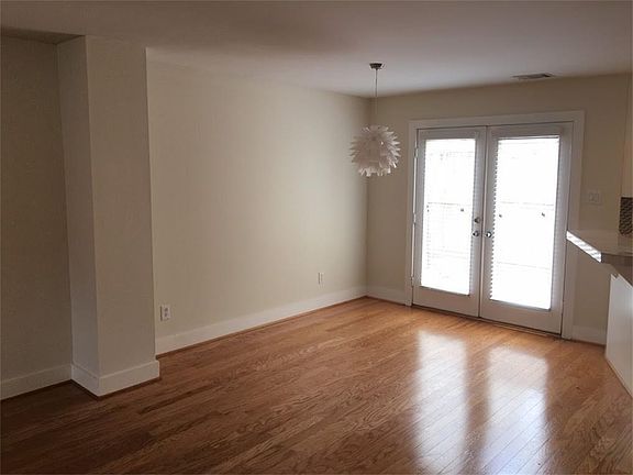 5th image of 5951 South Loop E Unit 20