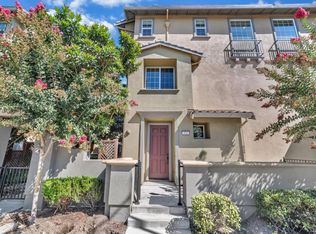576 Almaden Walk Loop, San Jose, CA 95125