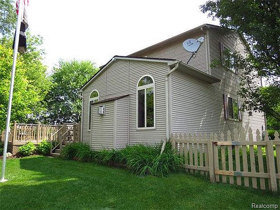 5th image of 729 Kestrel Ct