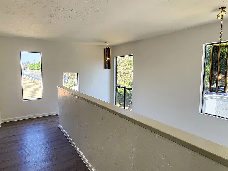 664 I Ave — Photo 29