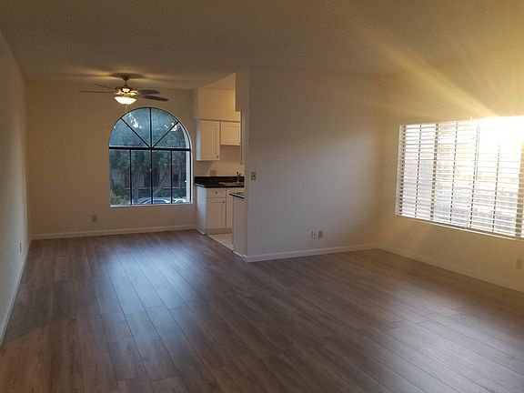 2nd image of 1907 W Victory Blvd APT C