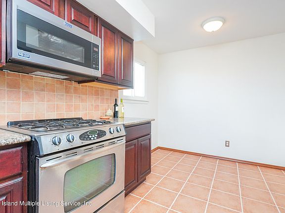 4th image of 356 Gurley Ave