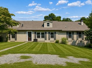 305 Cainridge Dr, Clarksville, TN 37040