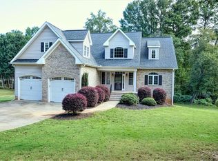 103 Greenbriar Rd, Anderson, SC 29621