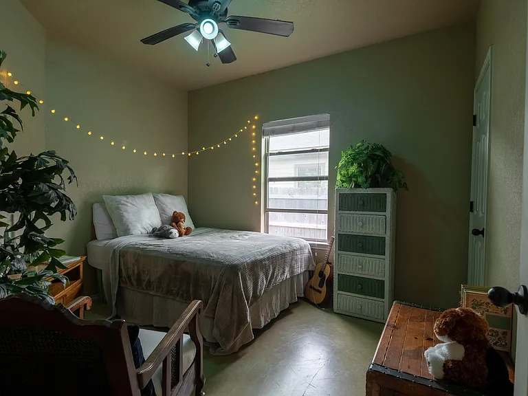 1091 Carolyn Cv — Photo 10