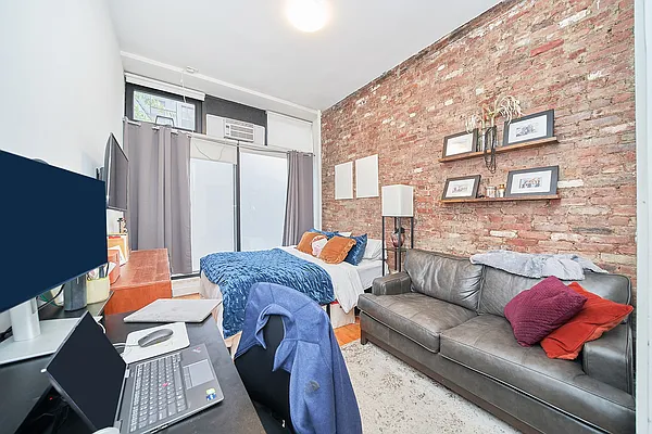 Rented by Living New York | media 14