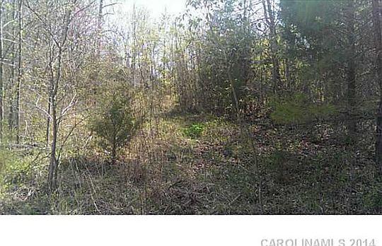 2nd image of 740 Riddle St