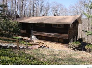 71 Mountain View Rd, Putnam Valley, NY 10579