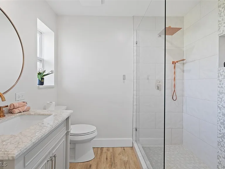 2232 SE 27th St — Photo 17