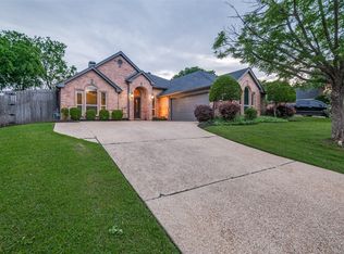 1021 Muirfield Dr, Mansfield, TX 76063